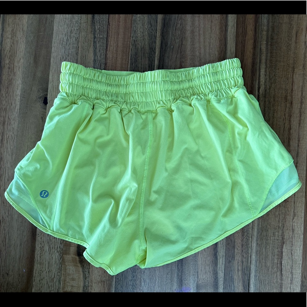 Lululemon hotty hot short size 4